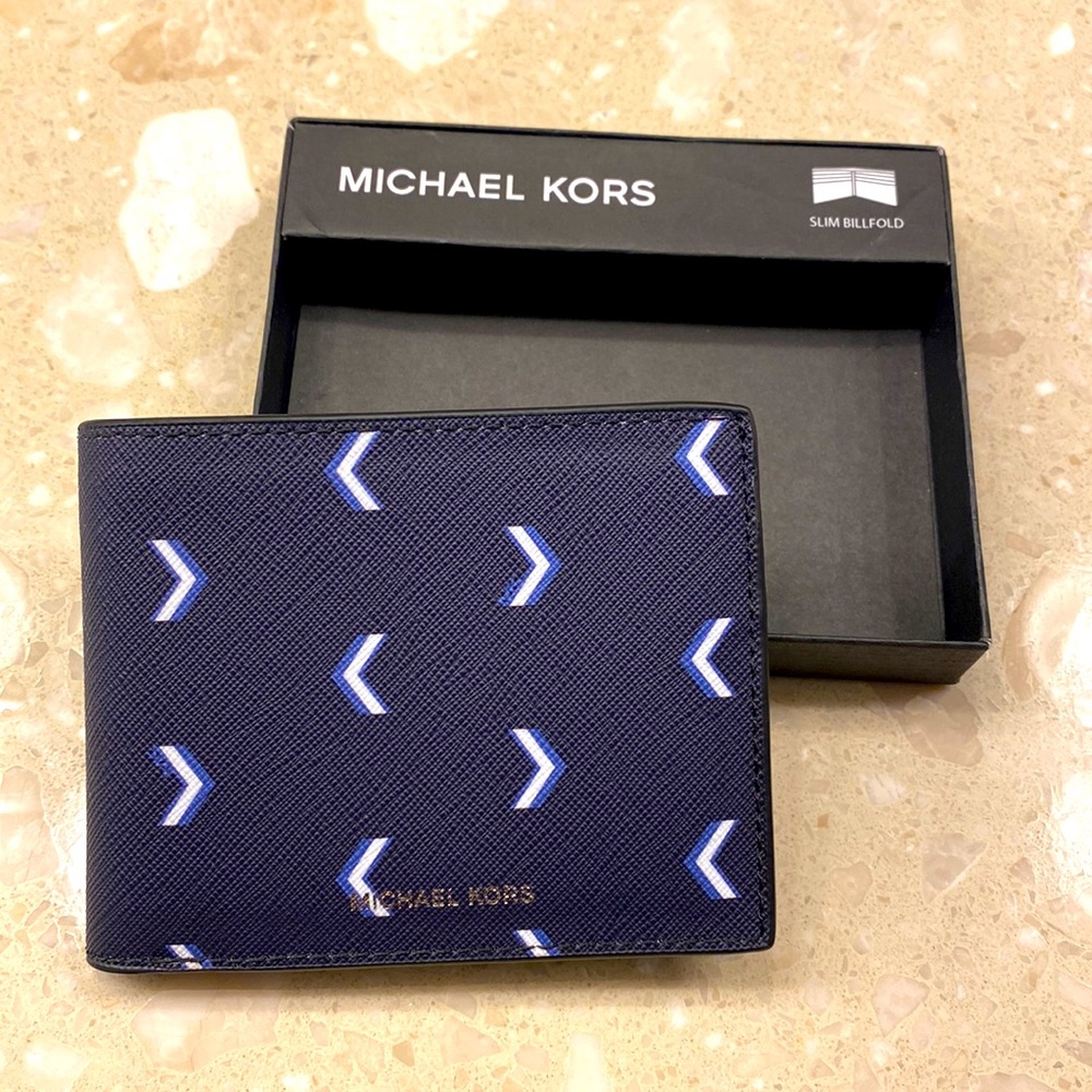 Michael Kors Navy Jet Set Billfold Wallet